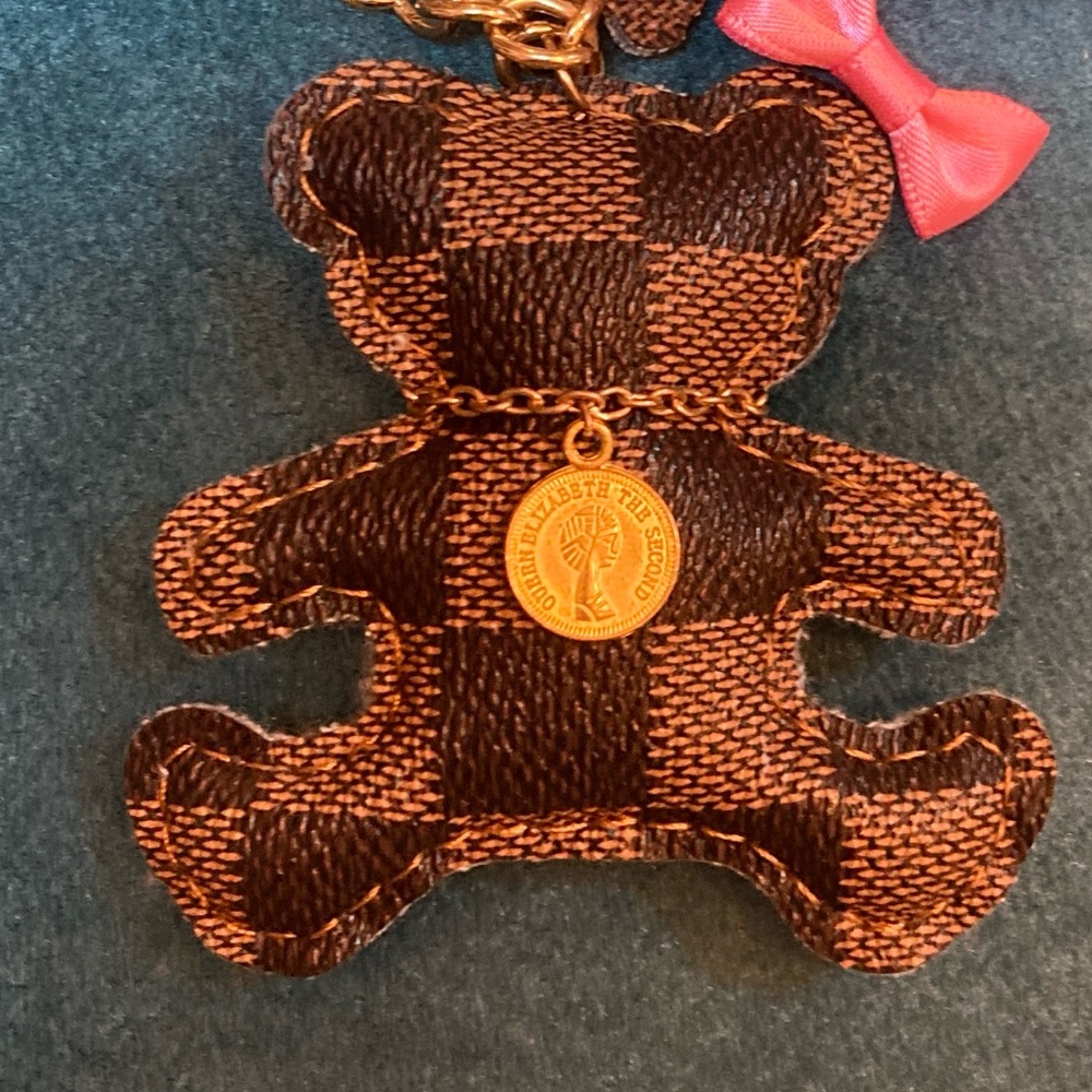 Checker Bear Bow Keychain  Gold Coin Charm Necklace new